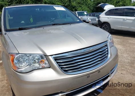 2014 Chrysler Town & Country Touring из США, поврежденный, VIN 2C4RC1BG1ER196476